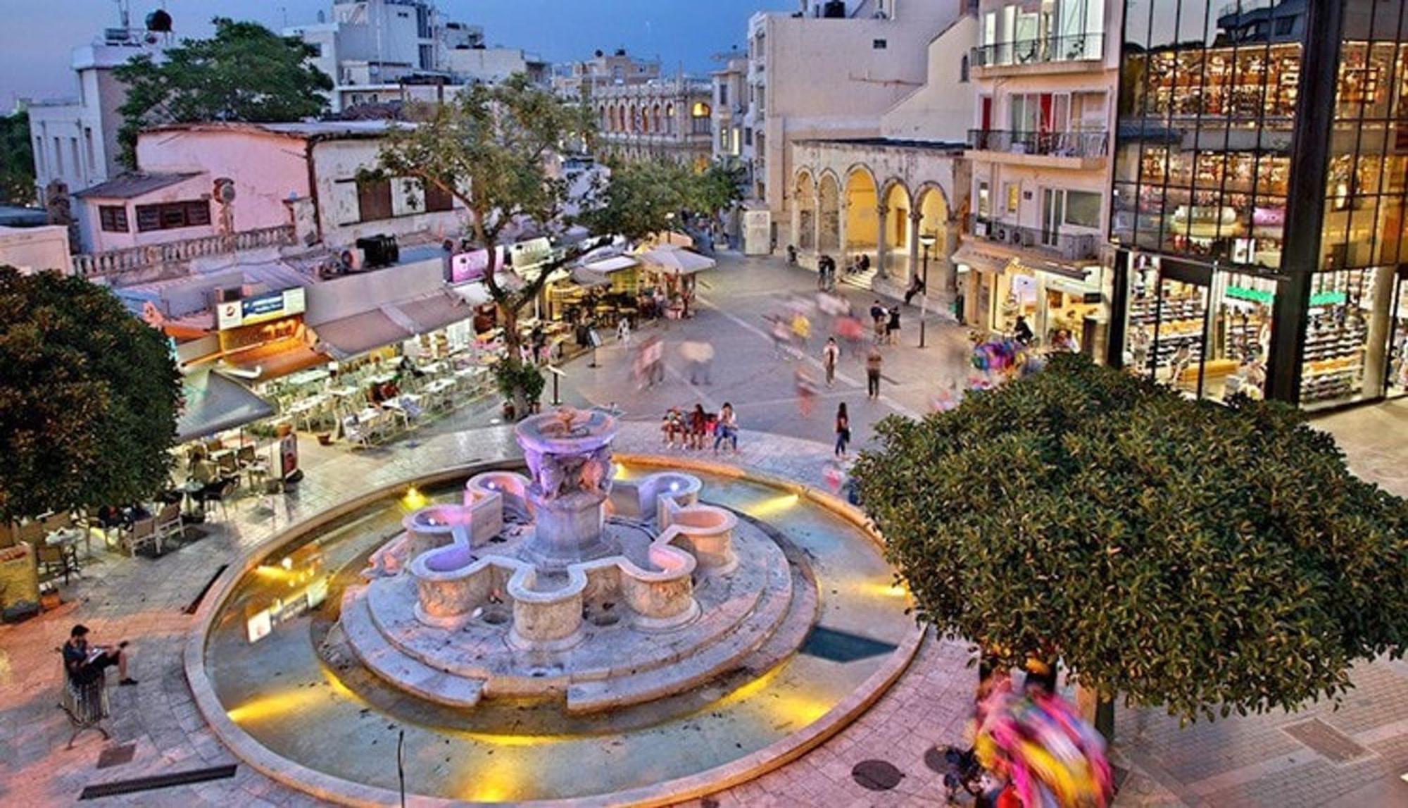 City Center Apartment Project 3 By Creatan Houses Heraklion Exteriör bild